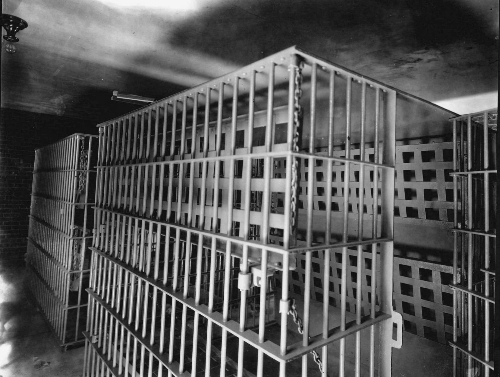 Cell block
